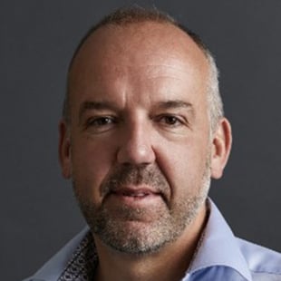 Simon Baggs headshot_400px